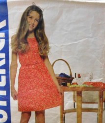 butterick girl jumper a